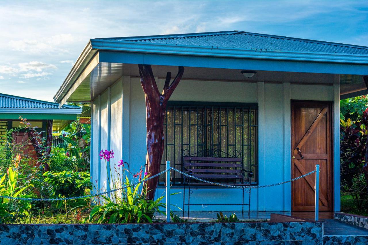 Rio Celeste Springs Blue Lodge Bijagua Esterno foto